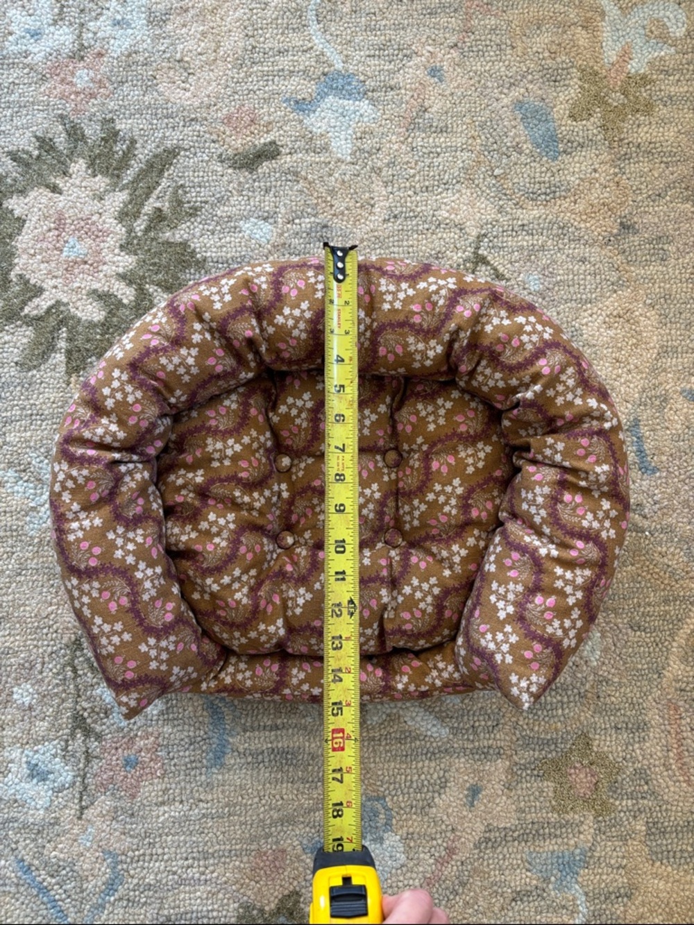 Tufted Small Breed Dog Bed - Picture 6 of 6